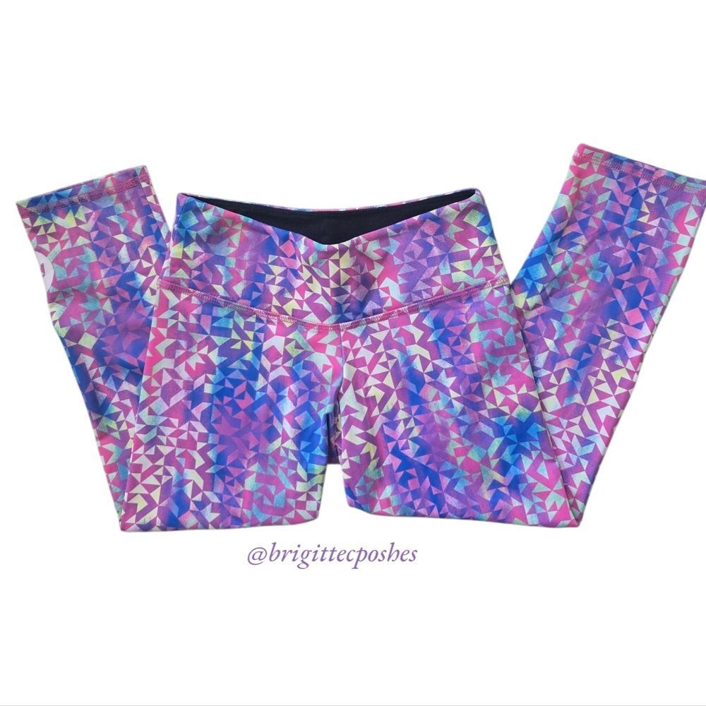 FLYWHEEL Cropped Pink Multi-colored Legging